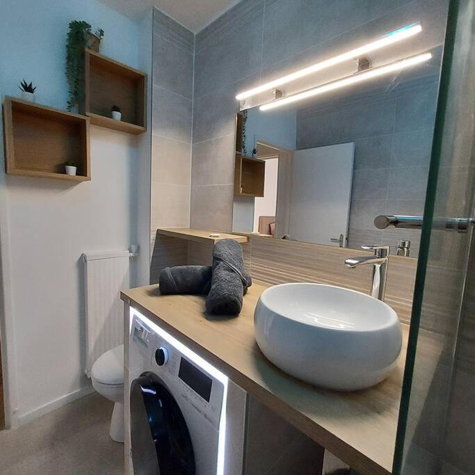 2 Lys Orleans Downtown, Free Secure Parking Apartment Ngoại thất bức ảnh